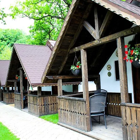 Cornul Vanatorului Bungalows Holiday park