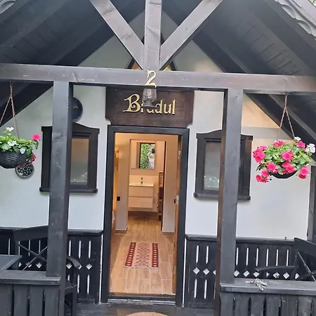 Cornul Vanatorului Bungalows